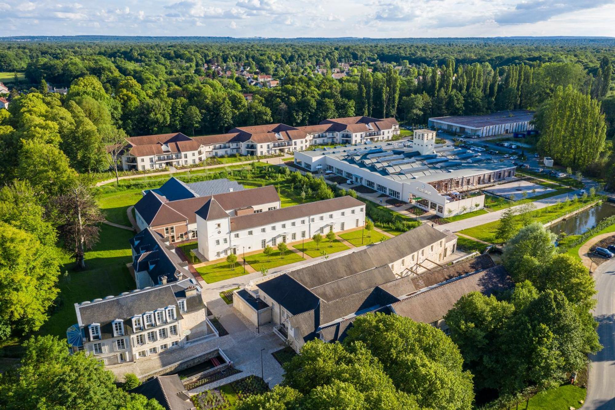 Le Grand Pavillon Hotel